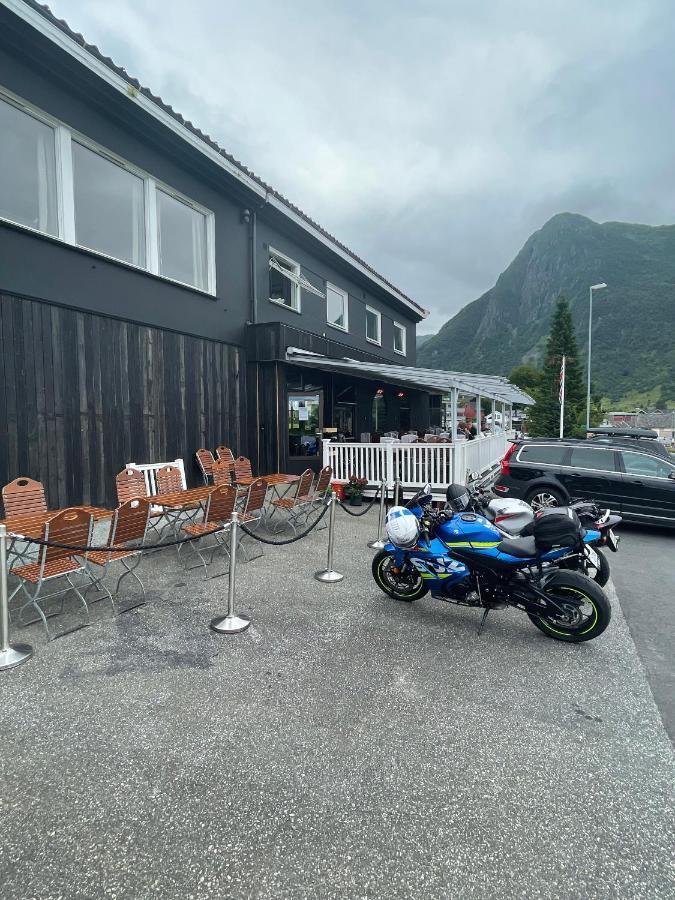Gjoa Motell Rosendal Exterior photo